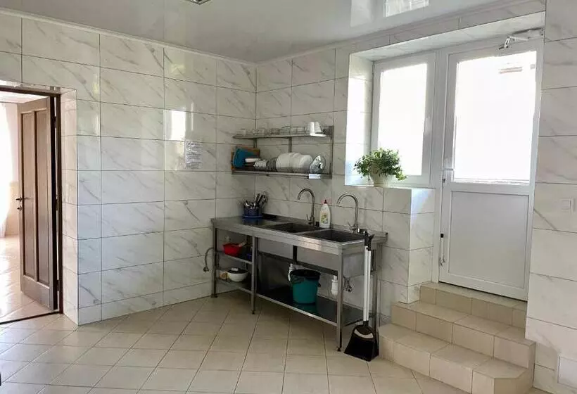 ユースホステル вілла Milaro