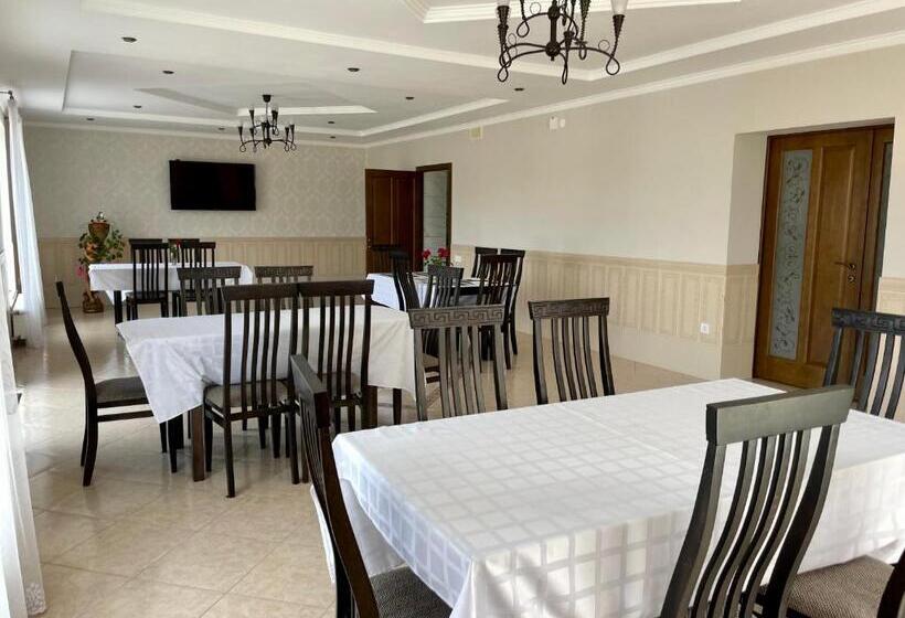 Общежитие вілла Milaro