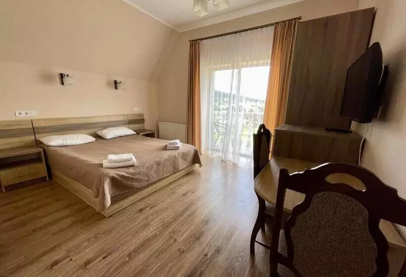 ユースホステル вілла Milaro