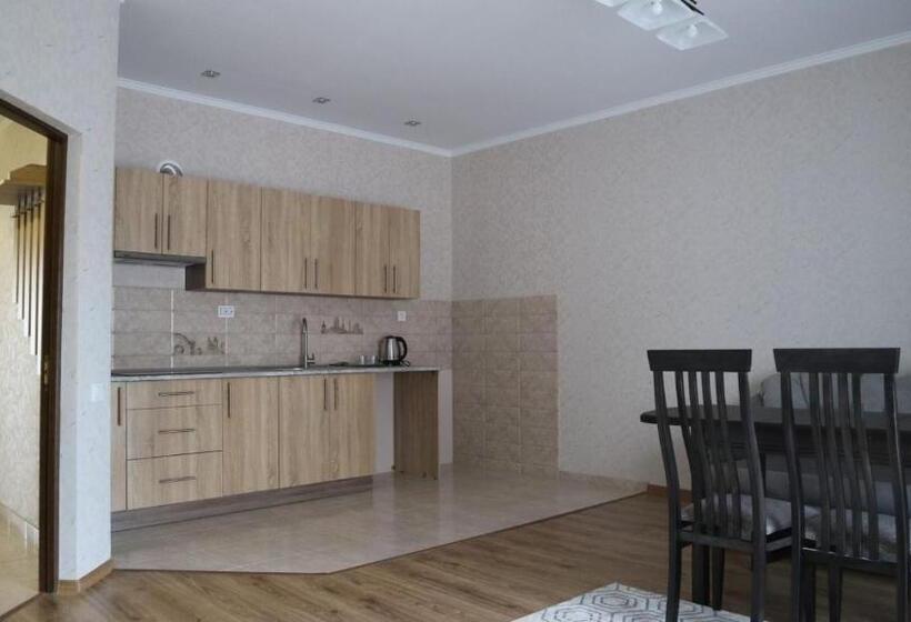 Общежитие вілла Milaro