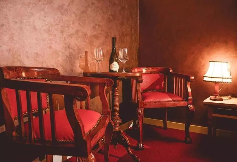 تختخواب و صبحانه Boutique Macchiato House