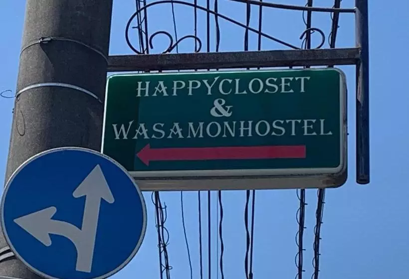 Happycloset&wasamonhostel