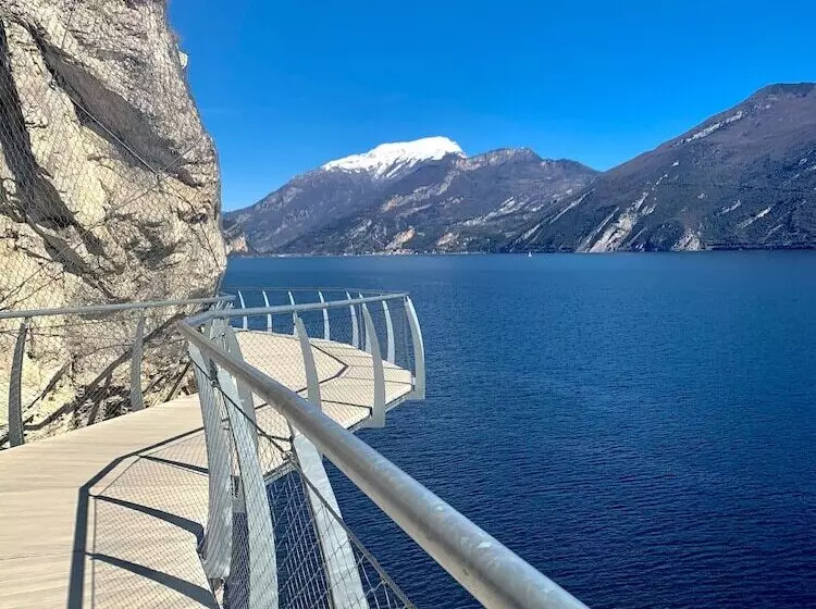 Hotelli Ennesima Osteria Con Alloggio  Bike