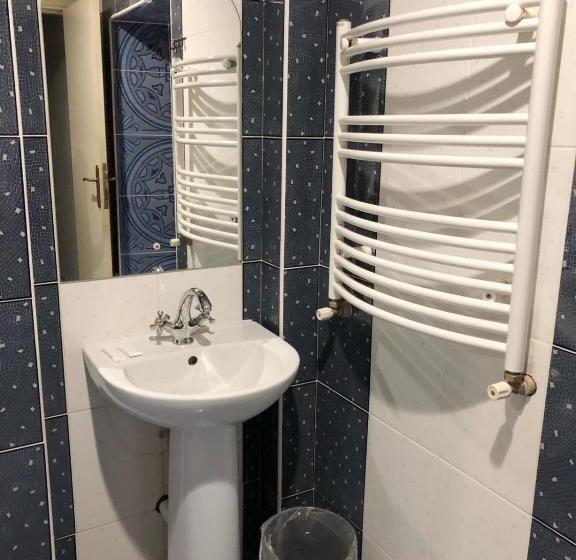 בית מלון כפרי Kontinent