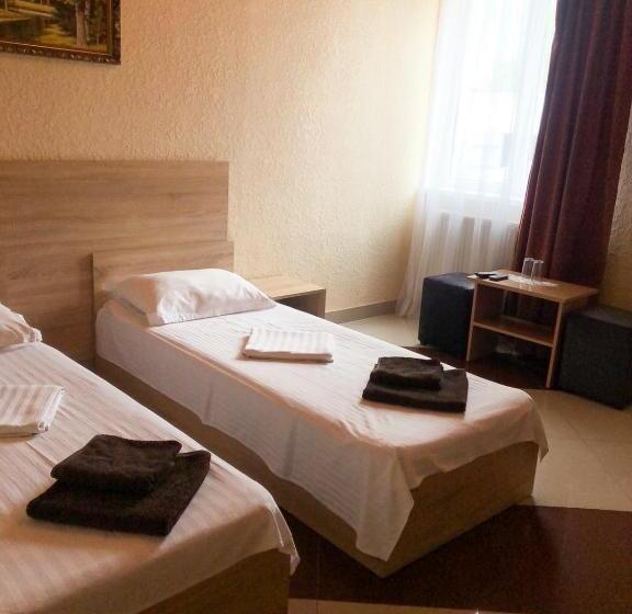 בית מלון כפרי Kontinent