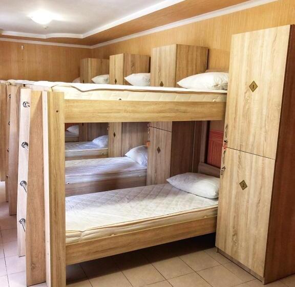 בית מלון כפרי Kontinent