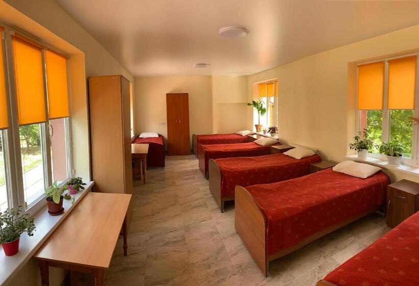 فندق صغير у поттера