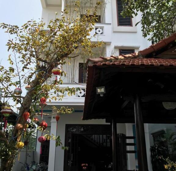 Cheerful Hoi An Hostel