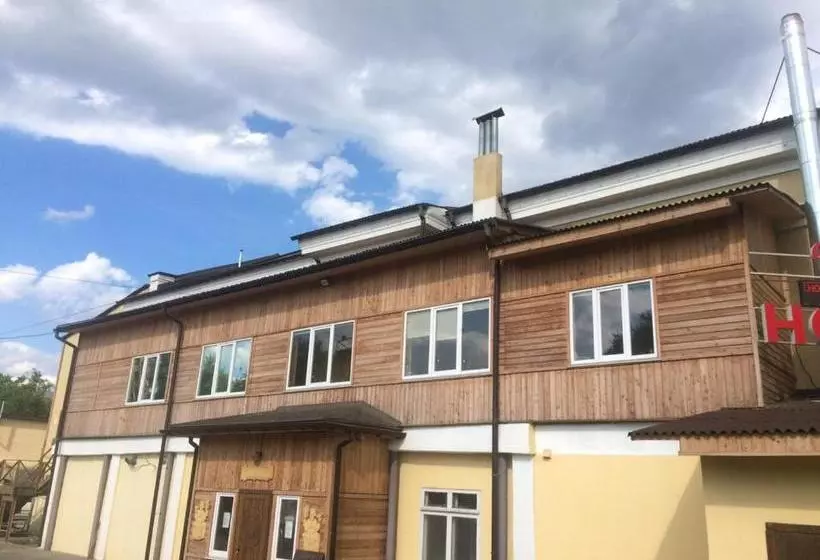 Hostellux