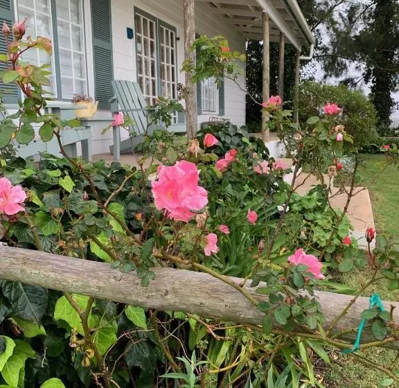 ホテル Cheverells Farm