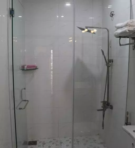 هتل Hồng Hạc