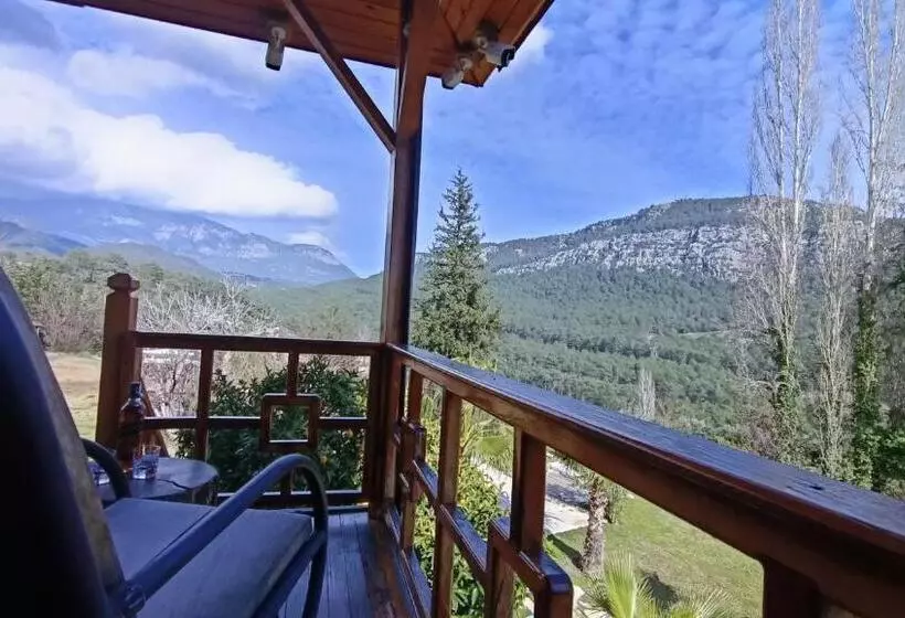 Hotelli Lycia Nature House