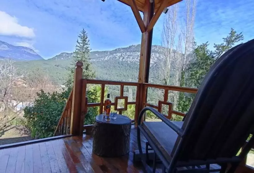 Hotelli Lycia Nature House