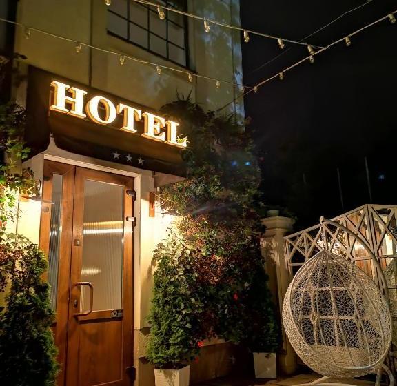 Otel Rgk Baron Gartenberg