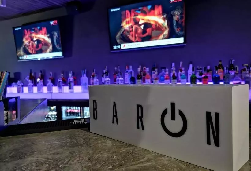 Hotelli Rgk Baron Gartenberg