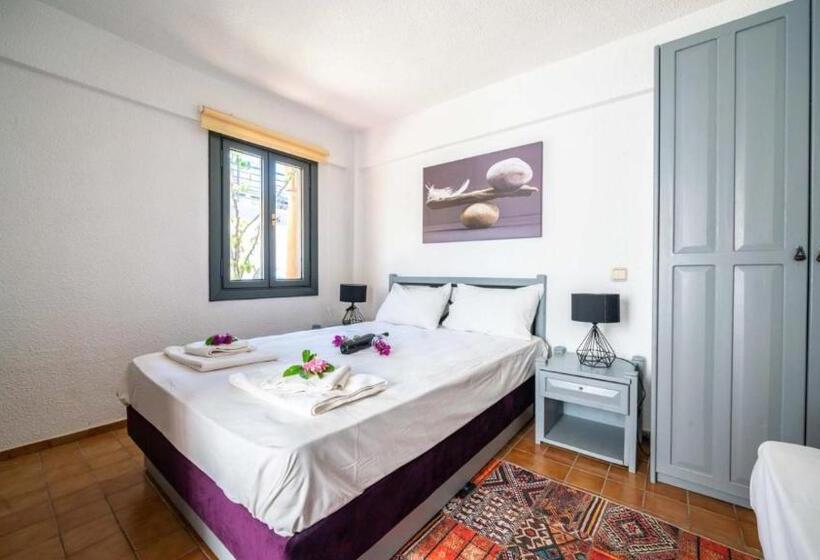 ペンション Old Trading House