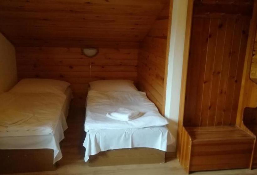 פנסיון Penzión Toliar