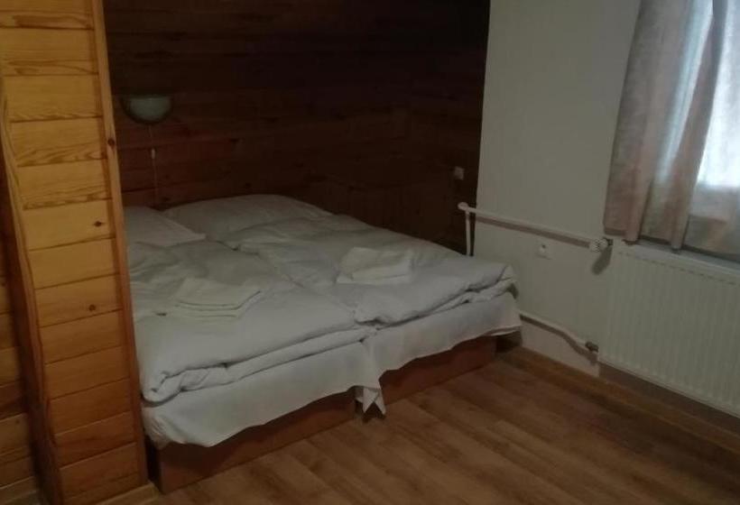 פנסיון Penzión Toliar