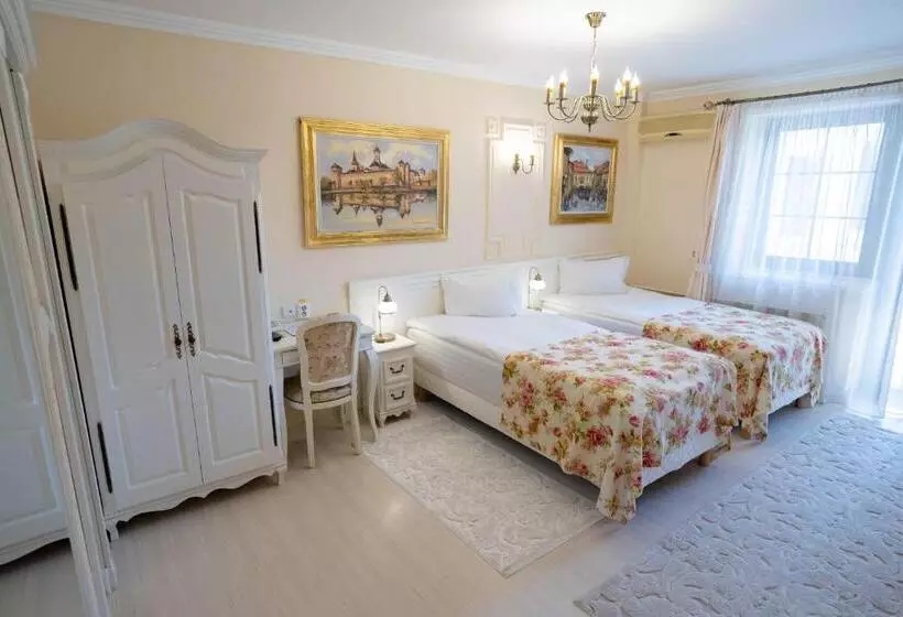 پانسیون Villa Alice