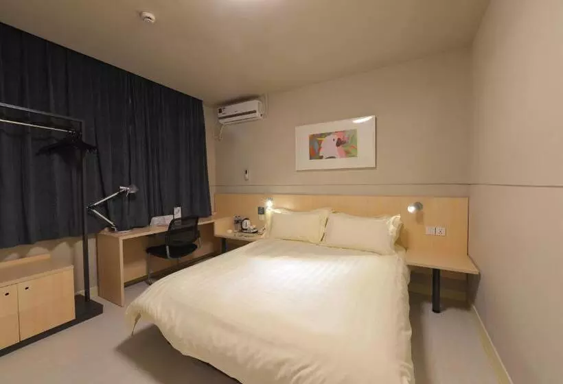 Hotelli Jinjiang Inn Suzhou Railway Station North Square