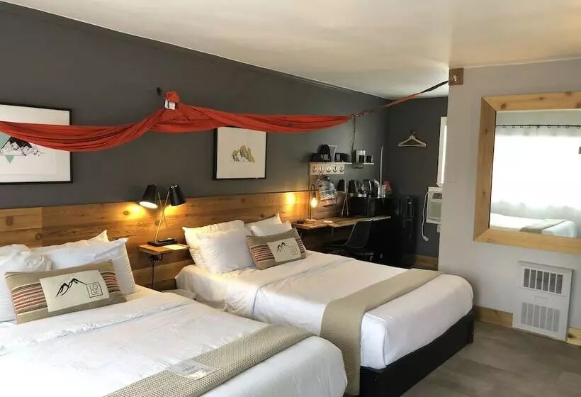 ホテル Summit View Inn