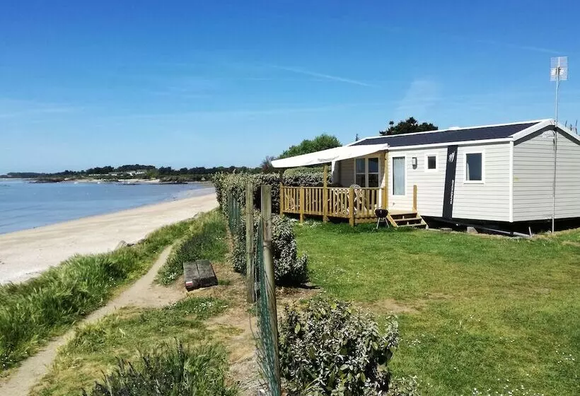 ホテル Camping Les Goelands