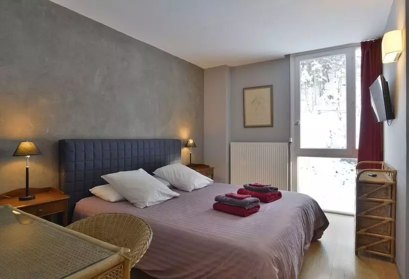 Aamiaismajoitus (B&B) Chambres D Hôtes Le Jorat