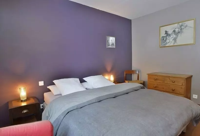 Aamiaismajoitus (B&B) Chambres D Hôtes Le Jorat