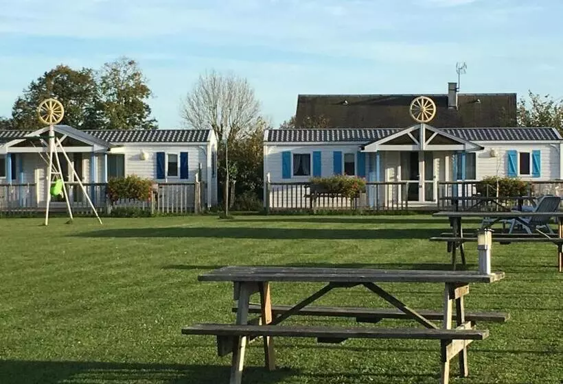 Aamiaismajoitus (B&B) Lo Soulenquo à Fonteilles Sur Le Gr 65