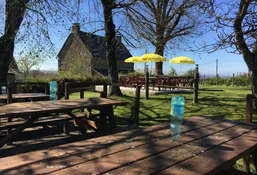 Aamiaismajoitus (B&B) Lo Soulenquo à Fonteilles Sur Le Gr 65