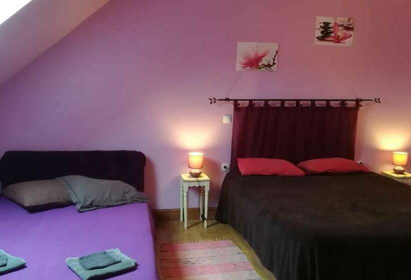 مبيت وإفطار La Ferme De L Isle Et Sa Roulotte