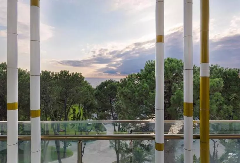 Magnika Resort