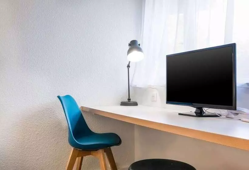 Comfort Hotel Orly Rungis