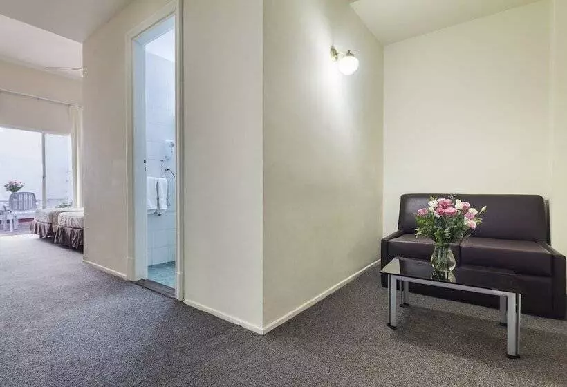 فندق Crisol Suites Catalinas