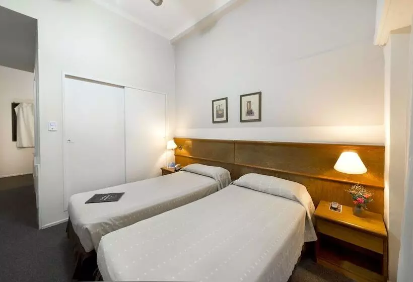 فندق Crisol Suites Catalinas