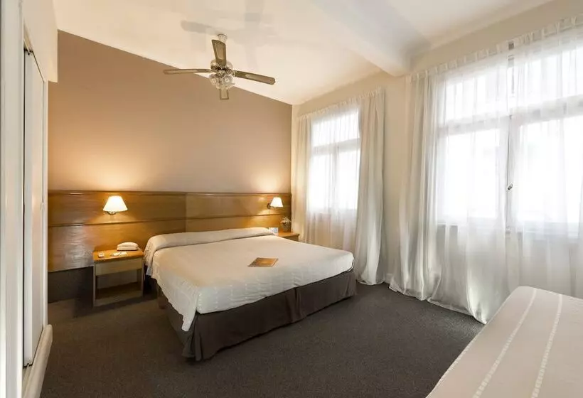 فندق Crisol Suites Catalinas