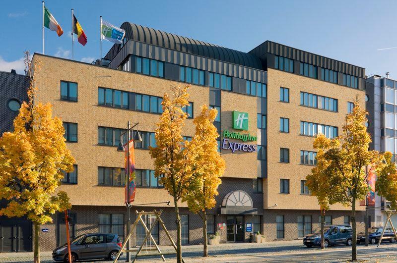 בית מלון כפרי Holiday Inn Express Hasselt, An Ihg