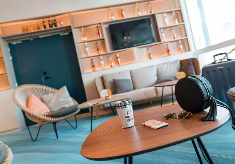 ホテル Ibis Styles Toulon Centre Port