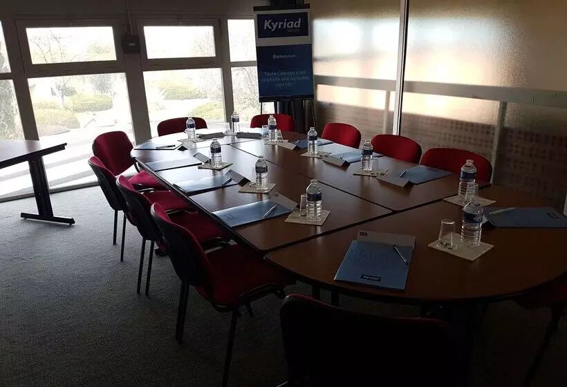 호텔 Kyriad Angoulême Nord Champniers  Hôtel & Résidence