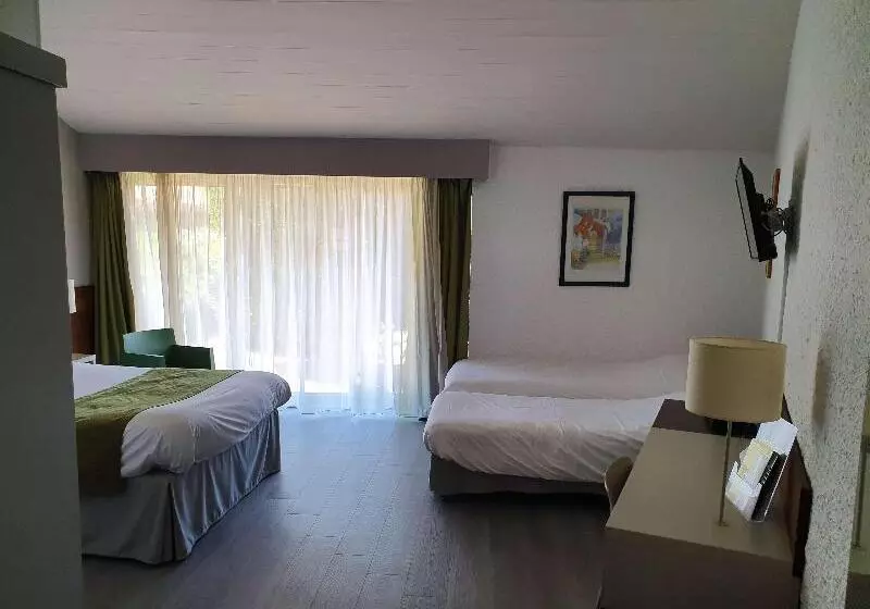 호텔 Kyriad Angoulême Nord Champniers  Hôtel & Résidence