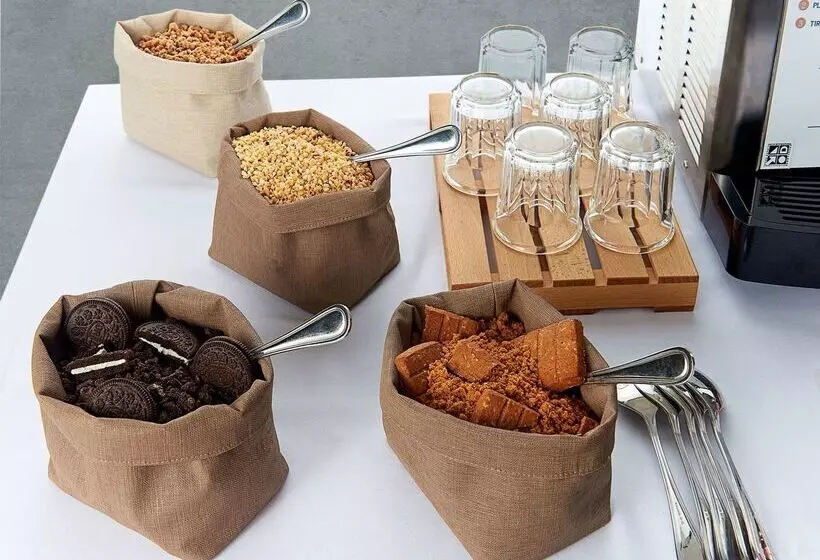 Hotel Kyriad Montpellier Aéroport   Parc Expo