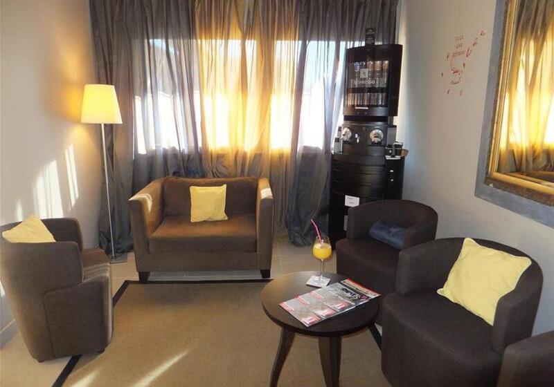 בית מלון כפרי Kyriad Toulouse Blagnac Aéroport