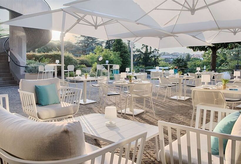 ホテル NH Roma Villa Carpegna