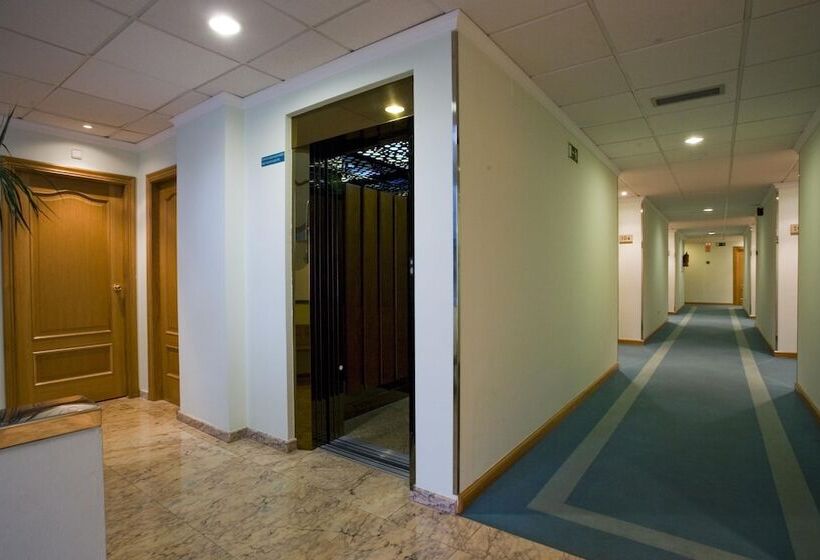 ホテル Oca Vermar