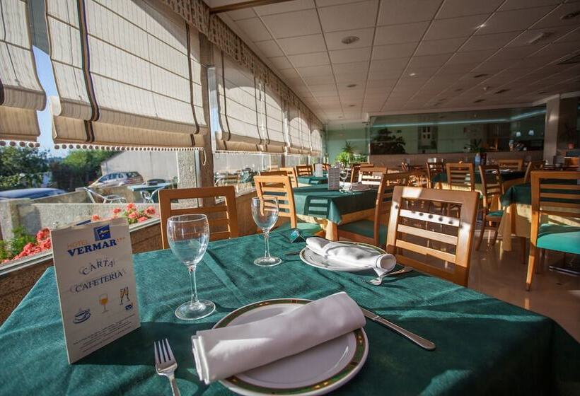 ホテル Oca Vermar