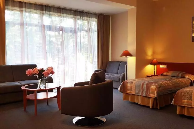 هتل Perkuno Namai