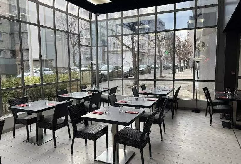 ホテル Saphir Lyon