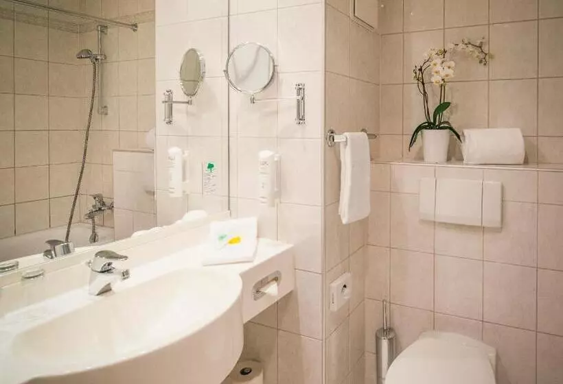 Отель Vienna House Easy By Wyndham Coburg