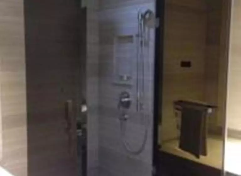 Hotelli 7days Inn Urumuqi West Kashi Road Airport