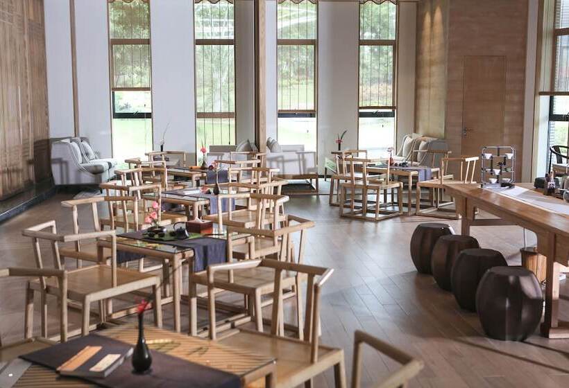 בית מלון כפרי Hainan Blue Horizon Jun Hua